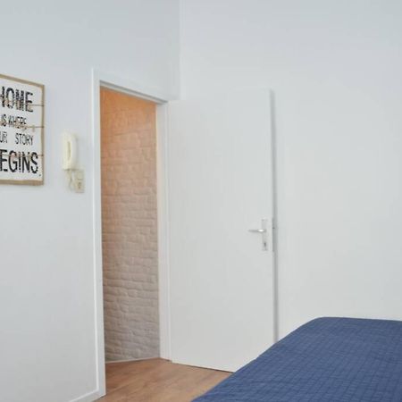 Awesome Studio In Marolles Apartment Brussels Exterior photo